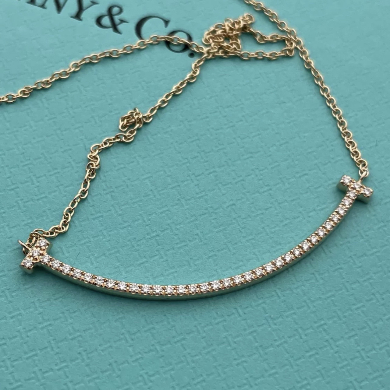 蒂芙尼玫瑰金满钻微笑项链