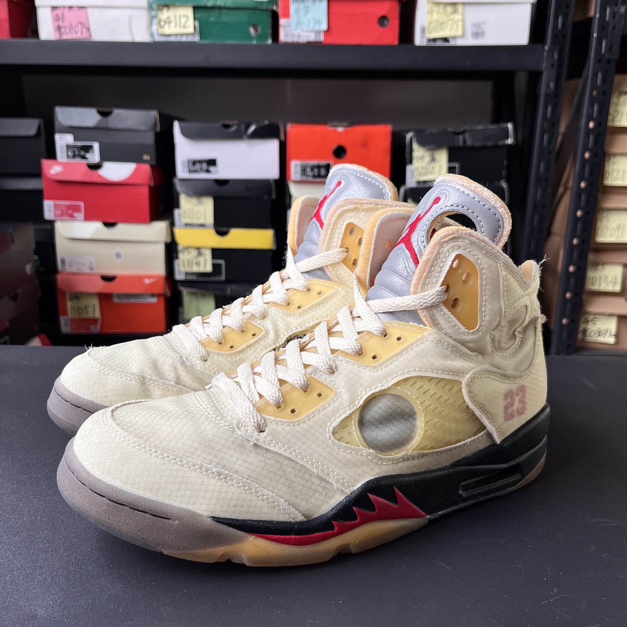 不一定斩女,但一定斩男99aj5 ow 白蝉翼 42.5码