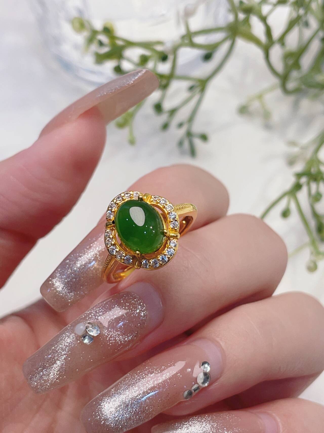 高级感十足的和田玉黄金戒指95