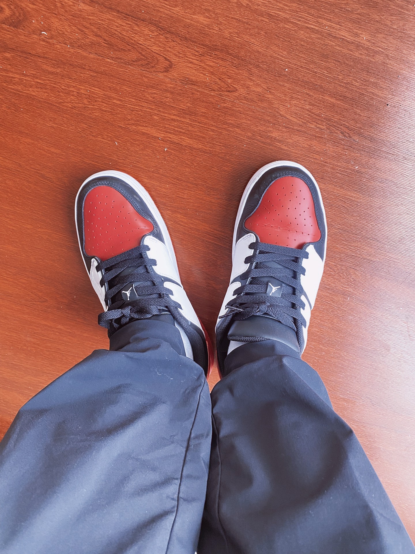 custom review-Джордан Nu Retro 1 Low Топ Винтажные Баскетбольные Кроссовки Мужские Черный Белый Красный