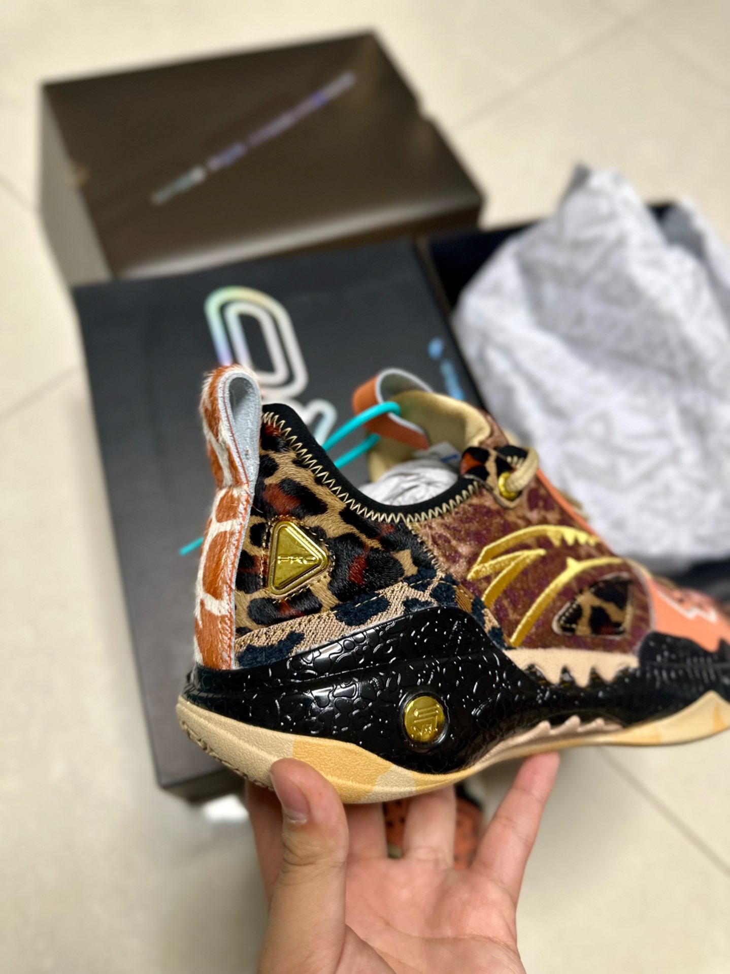 custom review-ANTA Frenzy 5 Pro Износостойкий Легкий Низкий Топ Баскетбольные Кроссовки Мужские Коричневые