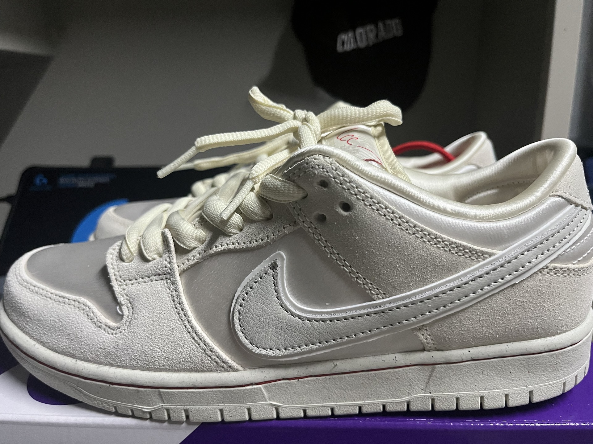 custom review-Nike SB Dunk Low 'City Of Love' Light Bone