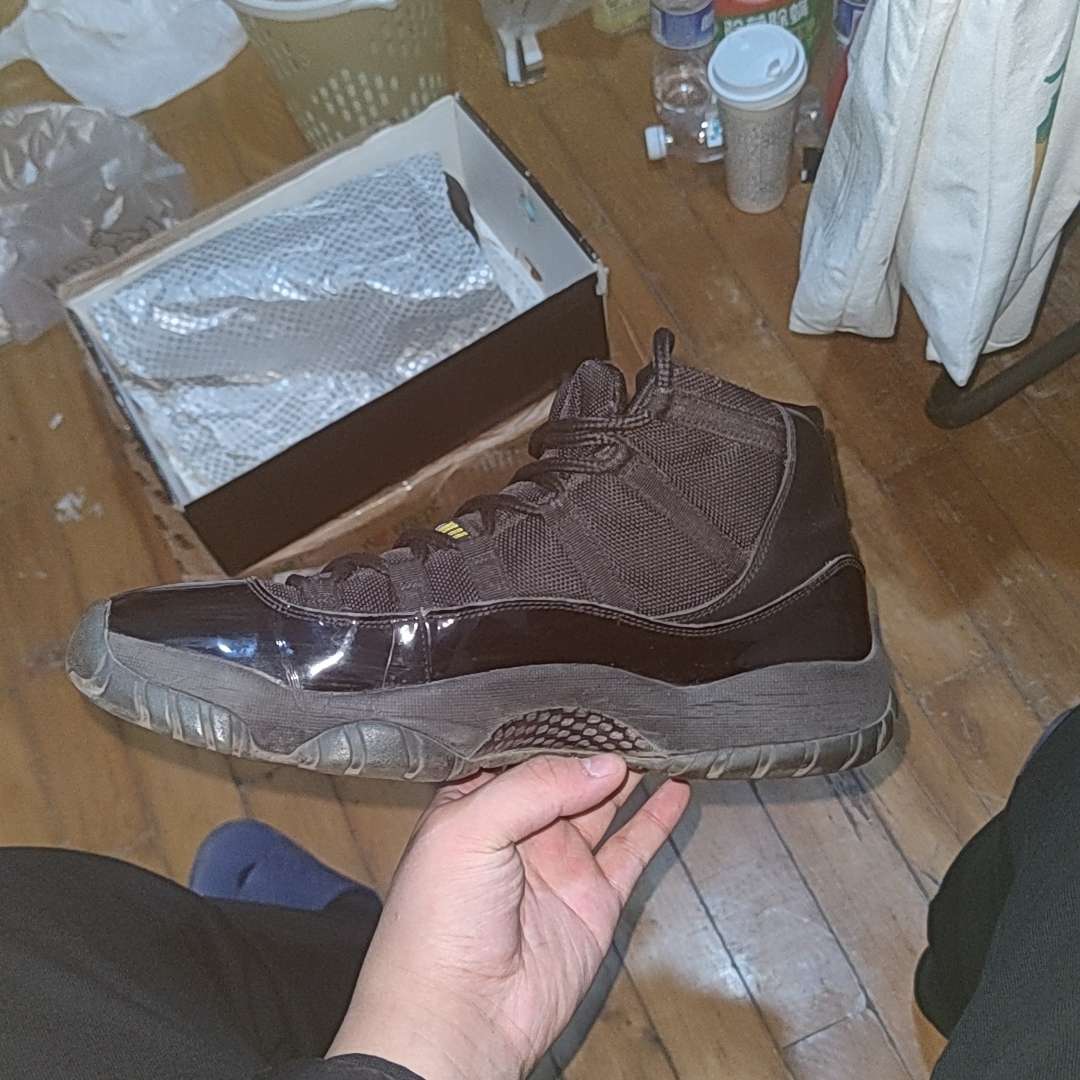 how to tell if gamma blue 11s are fake