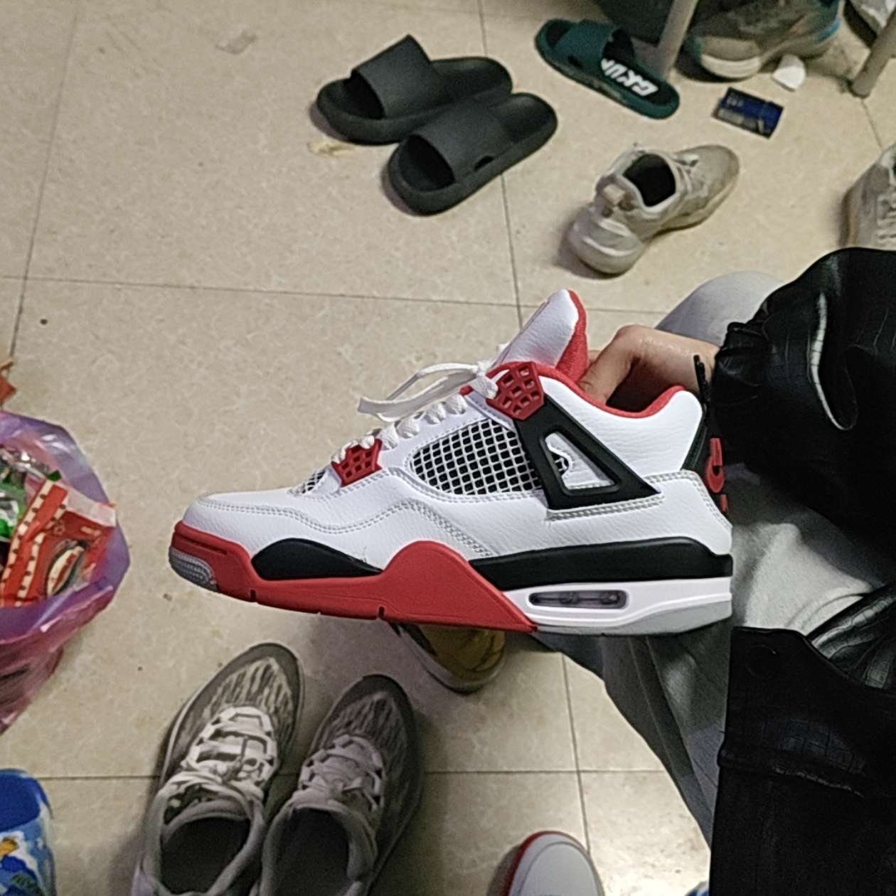 fire red 4s fake