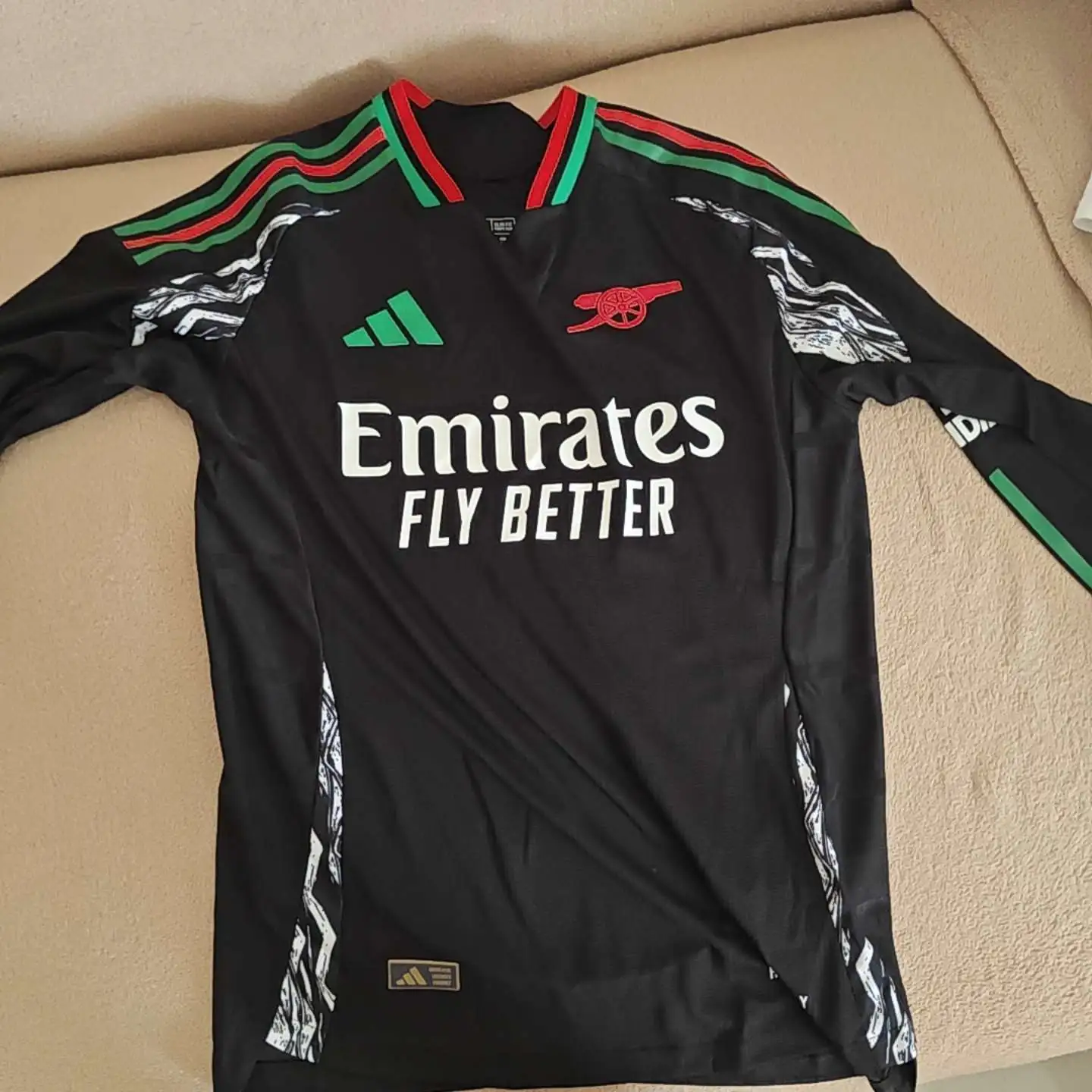 How to Legit Check：Adidas Arsenal Jersey (2025) - POIZON