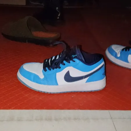 POIZON