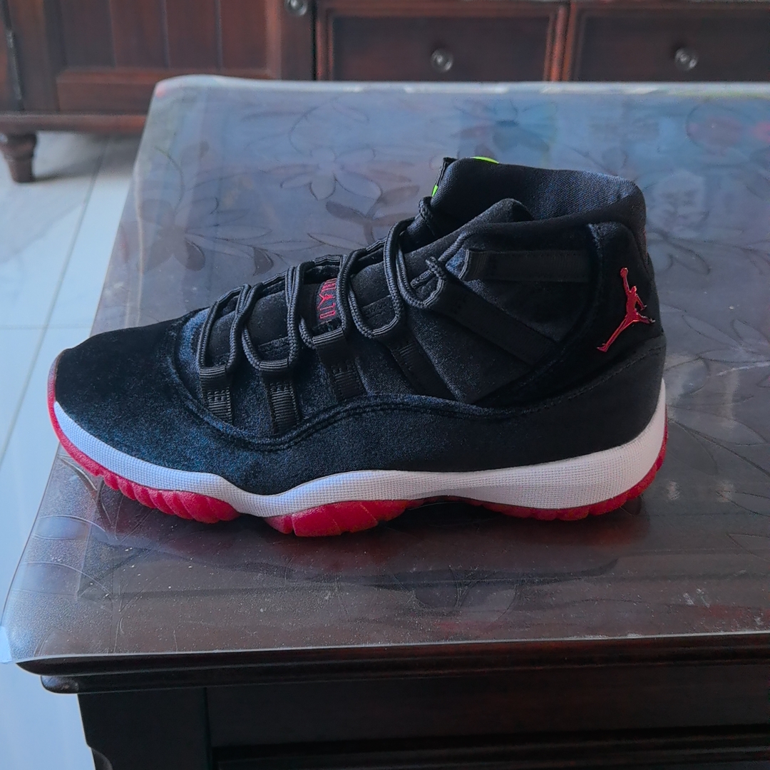 jordan 11 black and red real vs fake