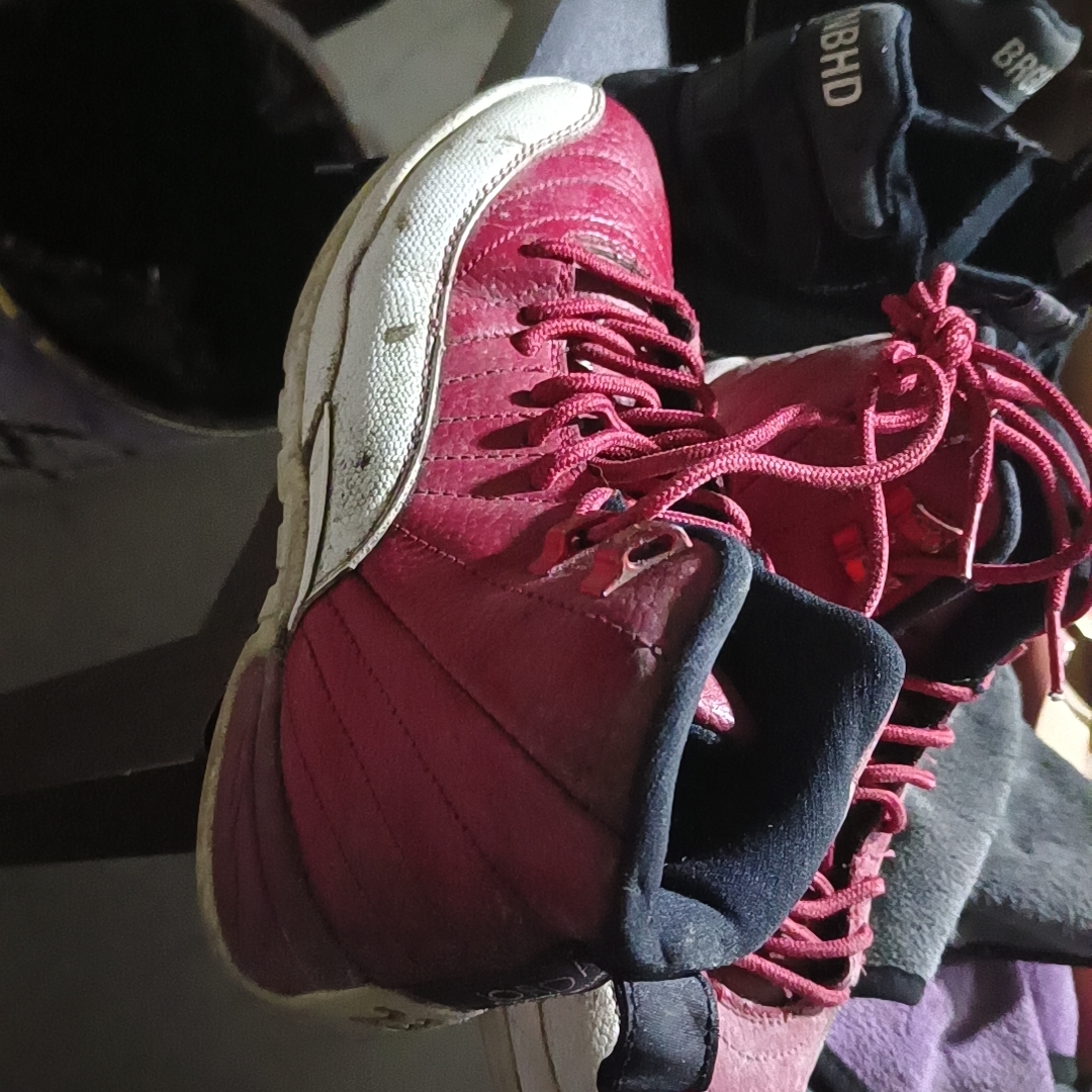 fake jordan 12 gym red