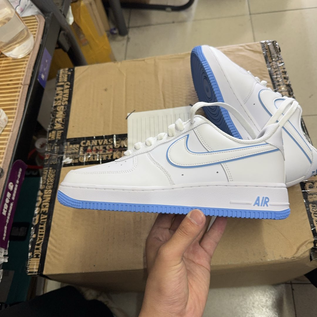 af1 blue tick