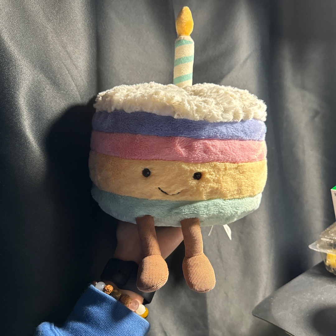 Amuseables Birthday Cake Jellycat：Real vs Fake Guide - POIZON