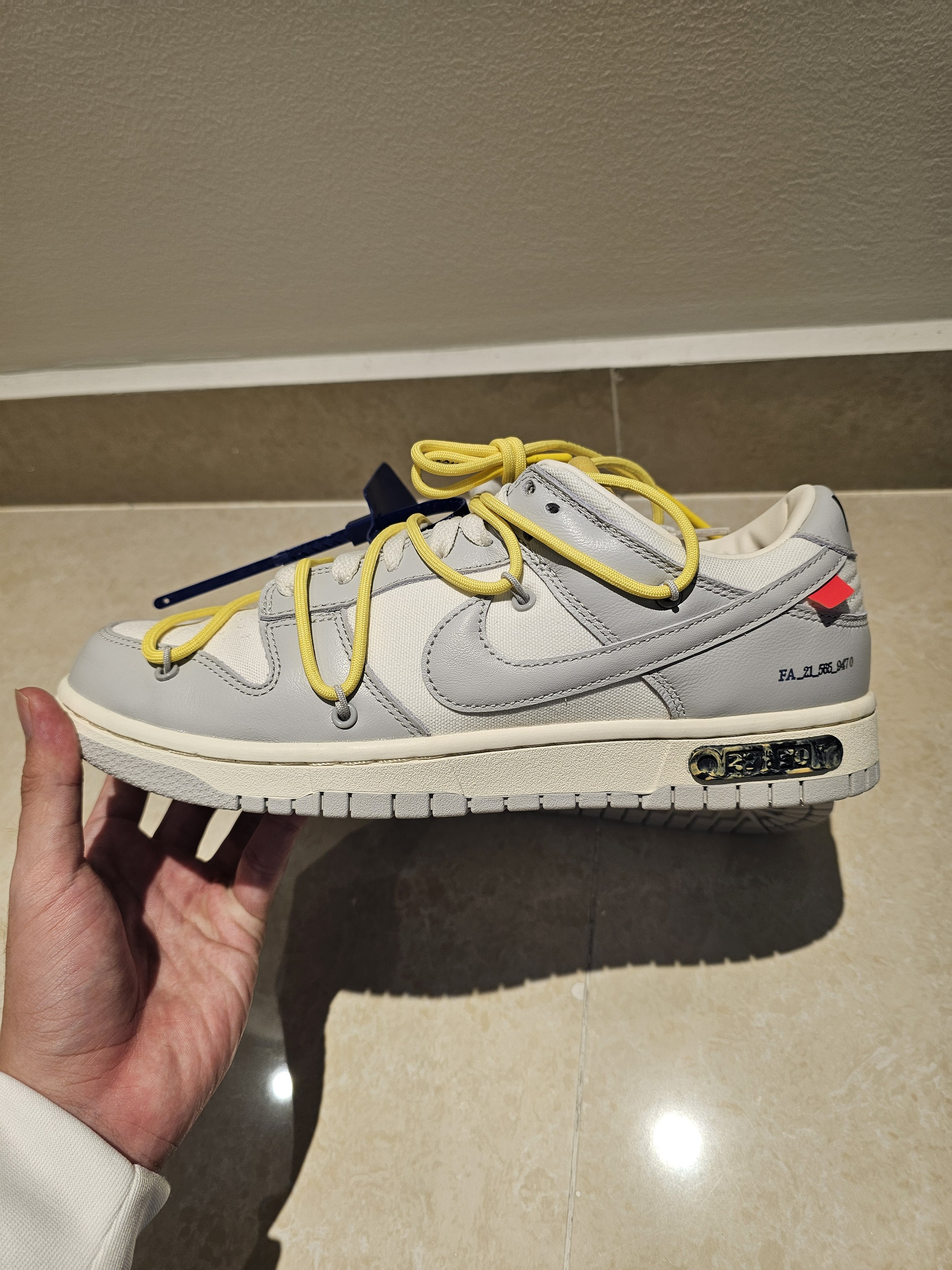 off white dunks fake