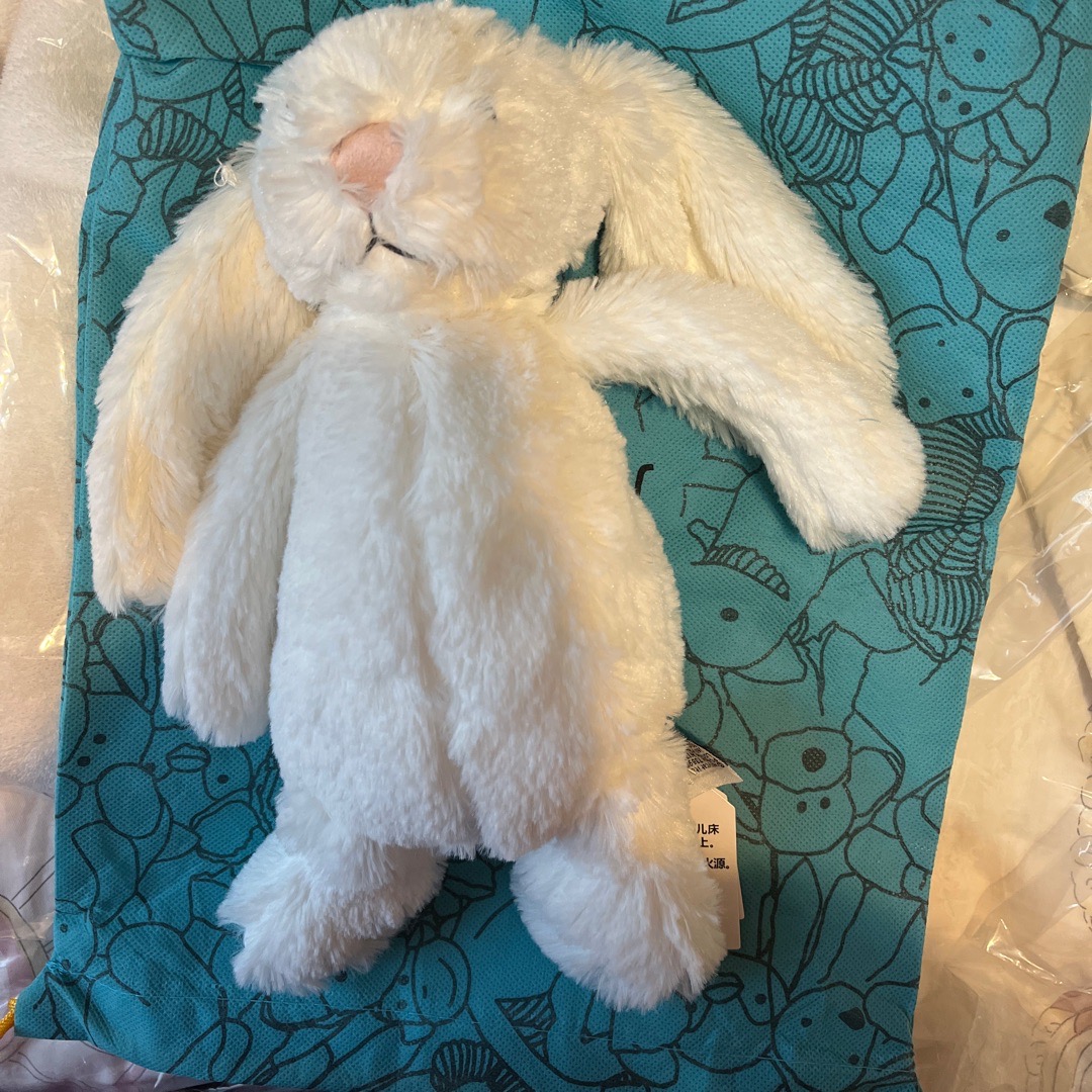 Bashful Cream Bunny Jellycat：Authentic vs Fake Guide - POIZON