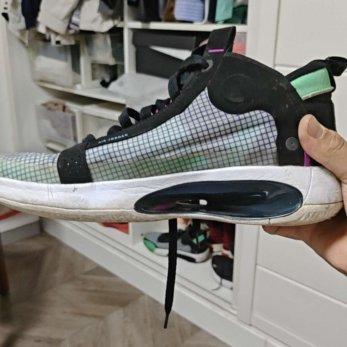 how to spot fake jordan 34