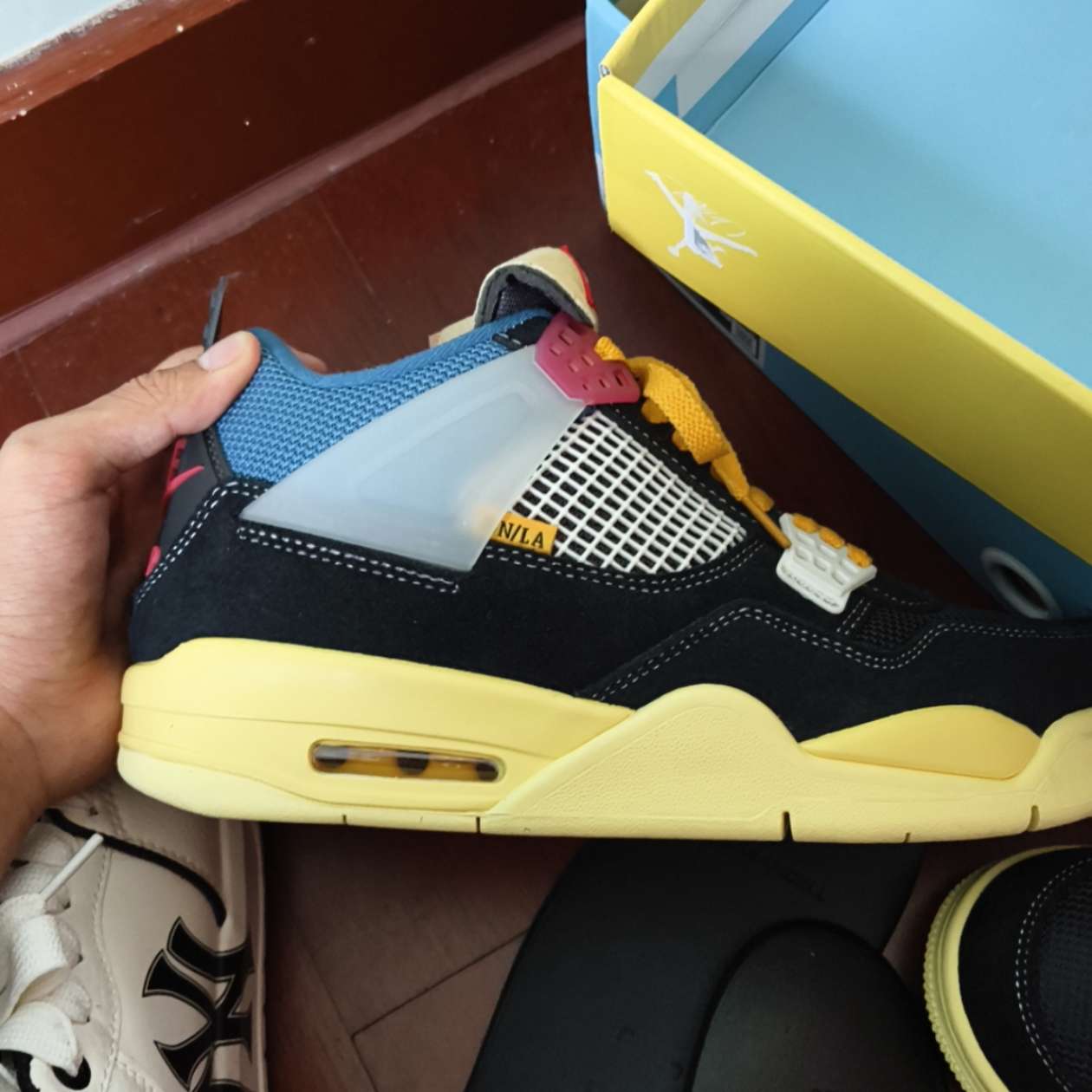 union jordan 4 real vs fake