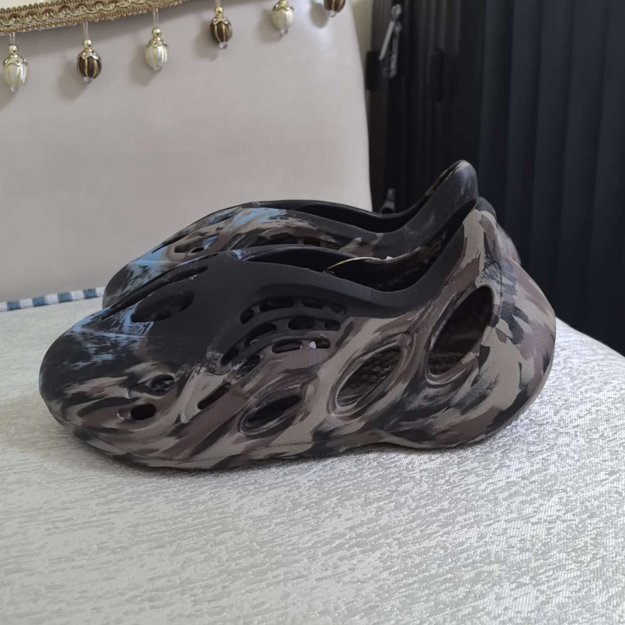 best fake yeezy foam runner