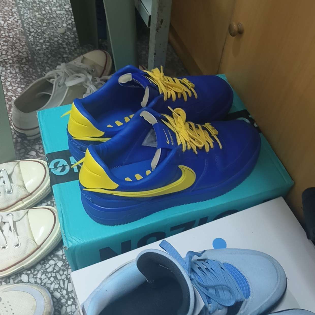 nike air force 1 off white blue fake vs real