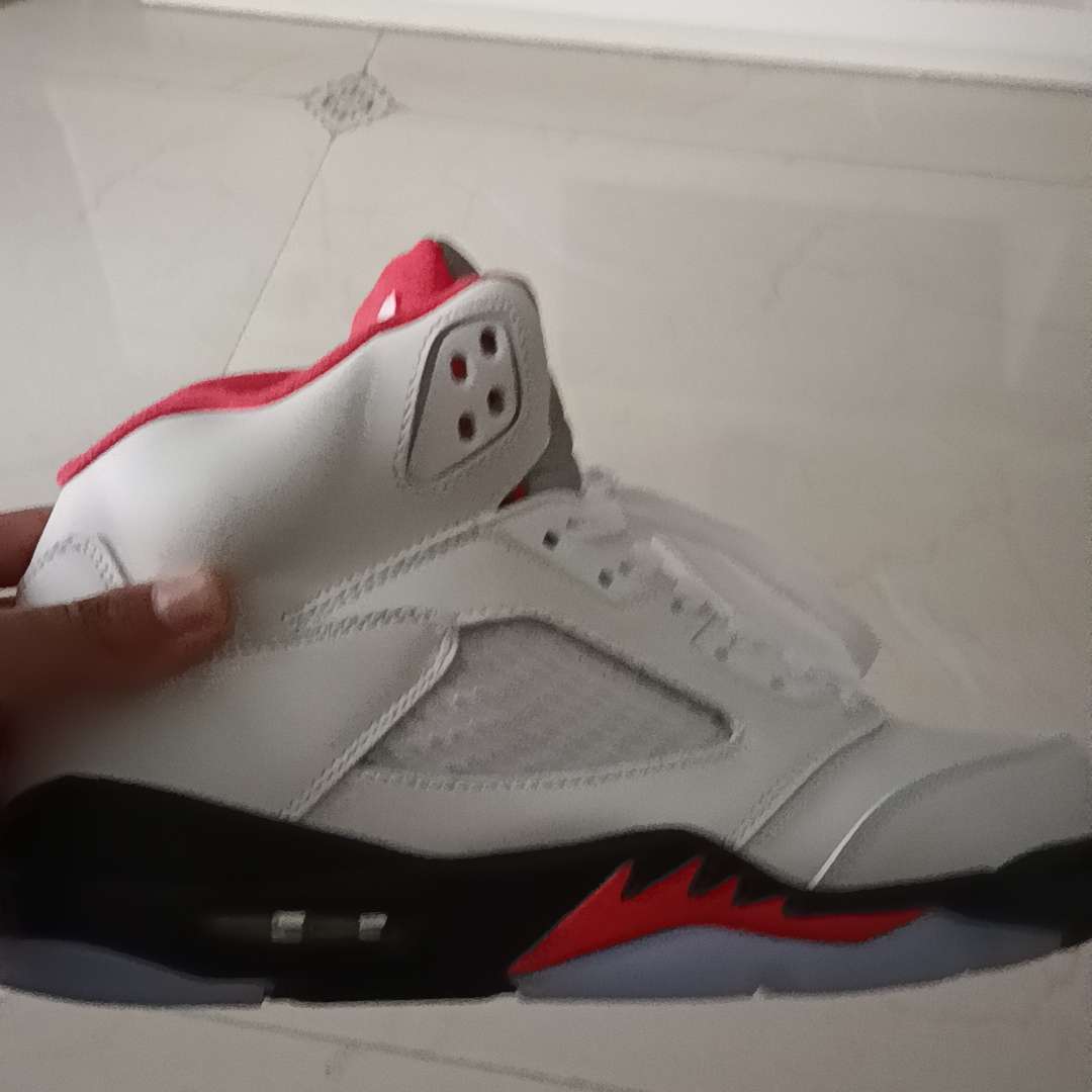 real vs fake fire red 5s