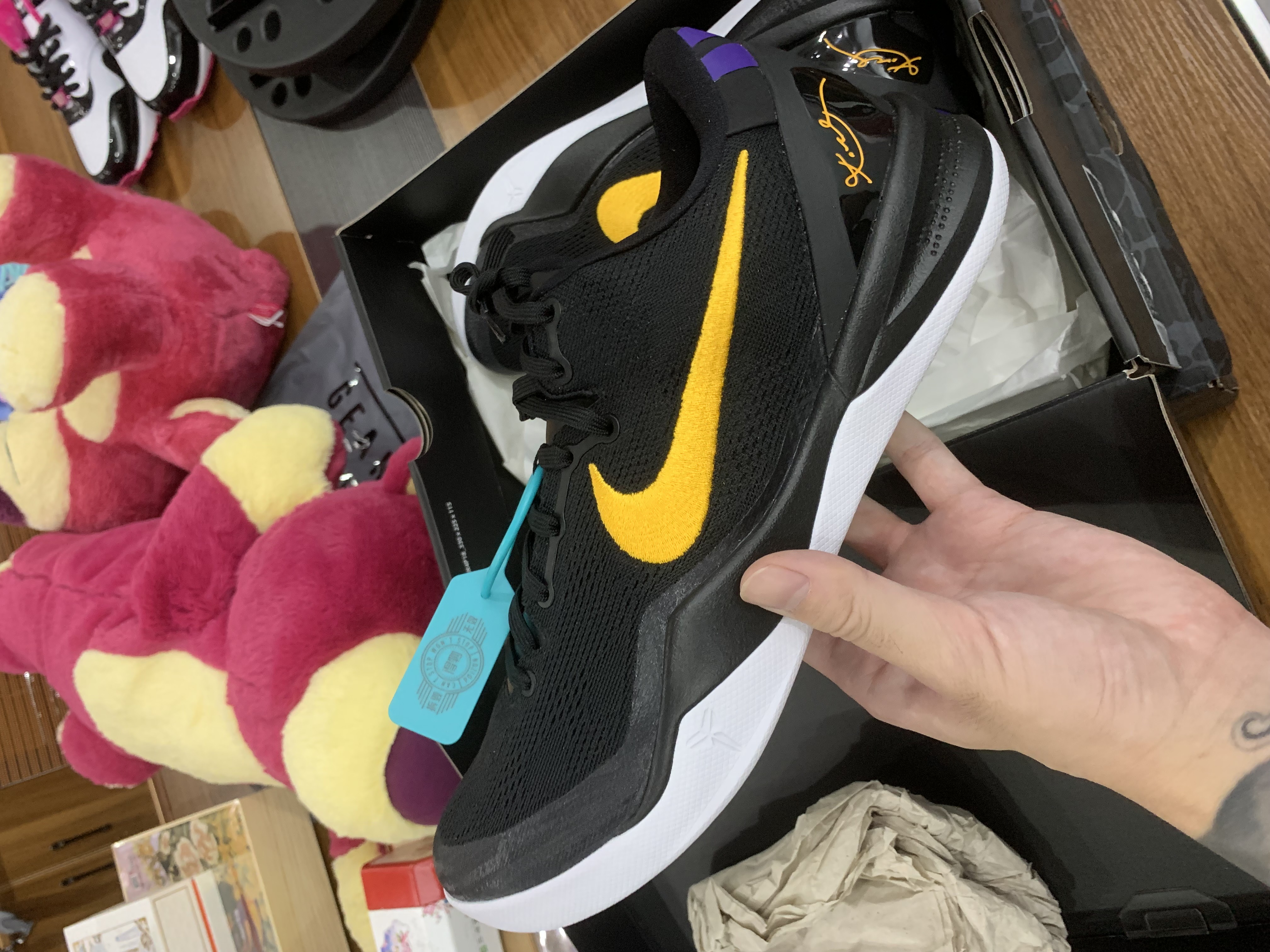 fake kobe bryant shoes