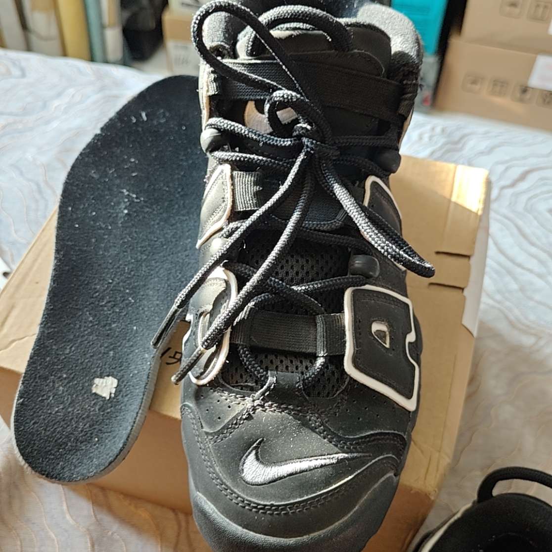 nike uptempo real vs fake