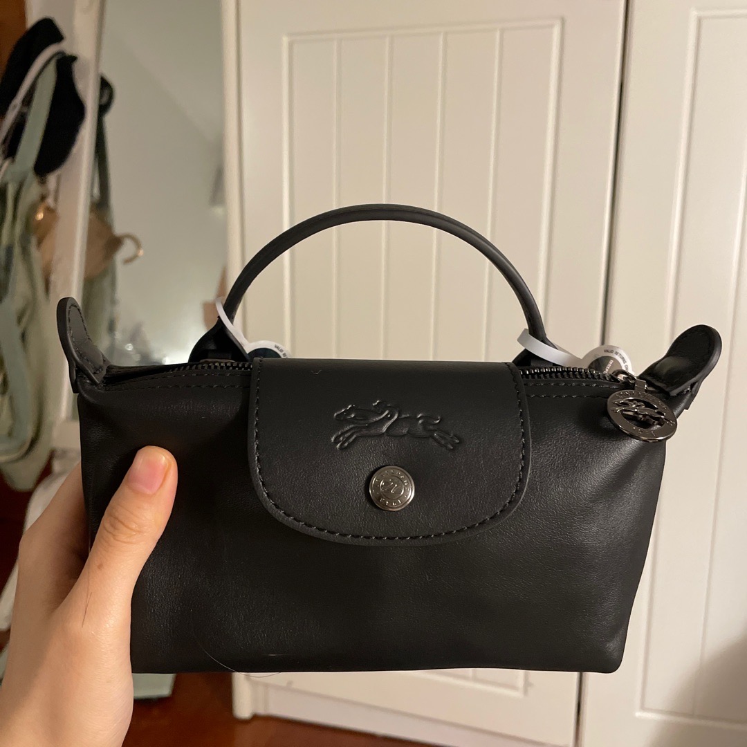 極美品LONGCHAMP 25㎝ 黒 ハイカットFREEMINDER 2024 極美品LONGCHAMP 25㎝ 黒 ハイカットFREEMINDER 2024 The new