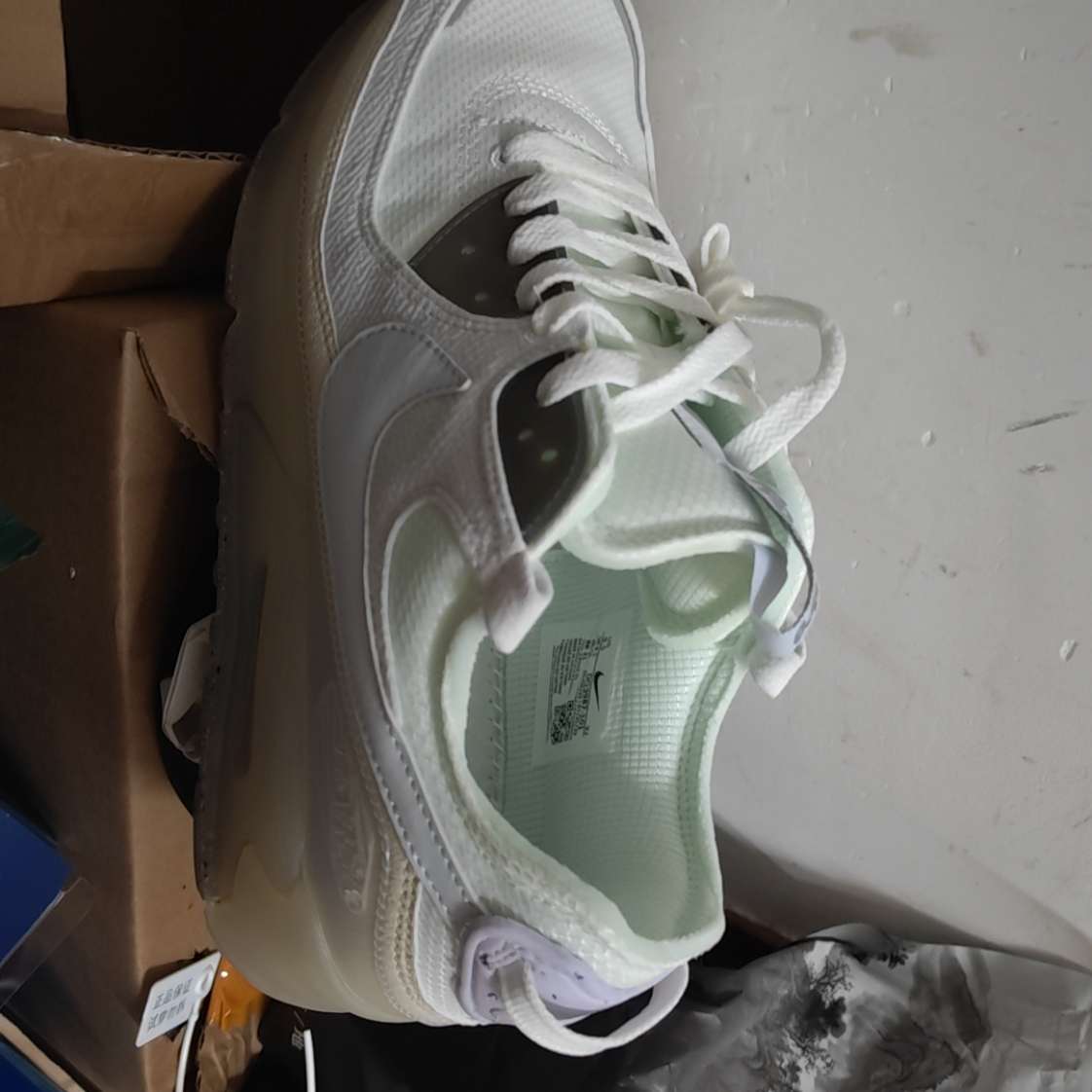 how to clean white nike air max 90
