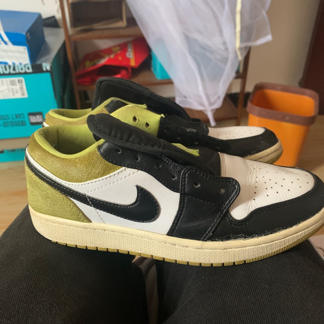 fake jordan 1 black and white