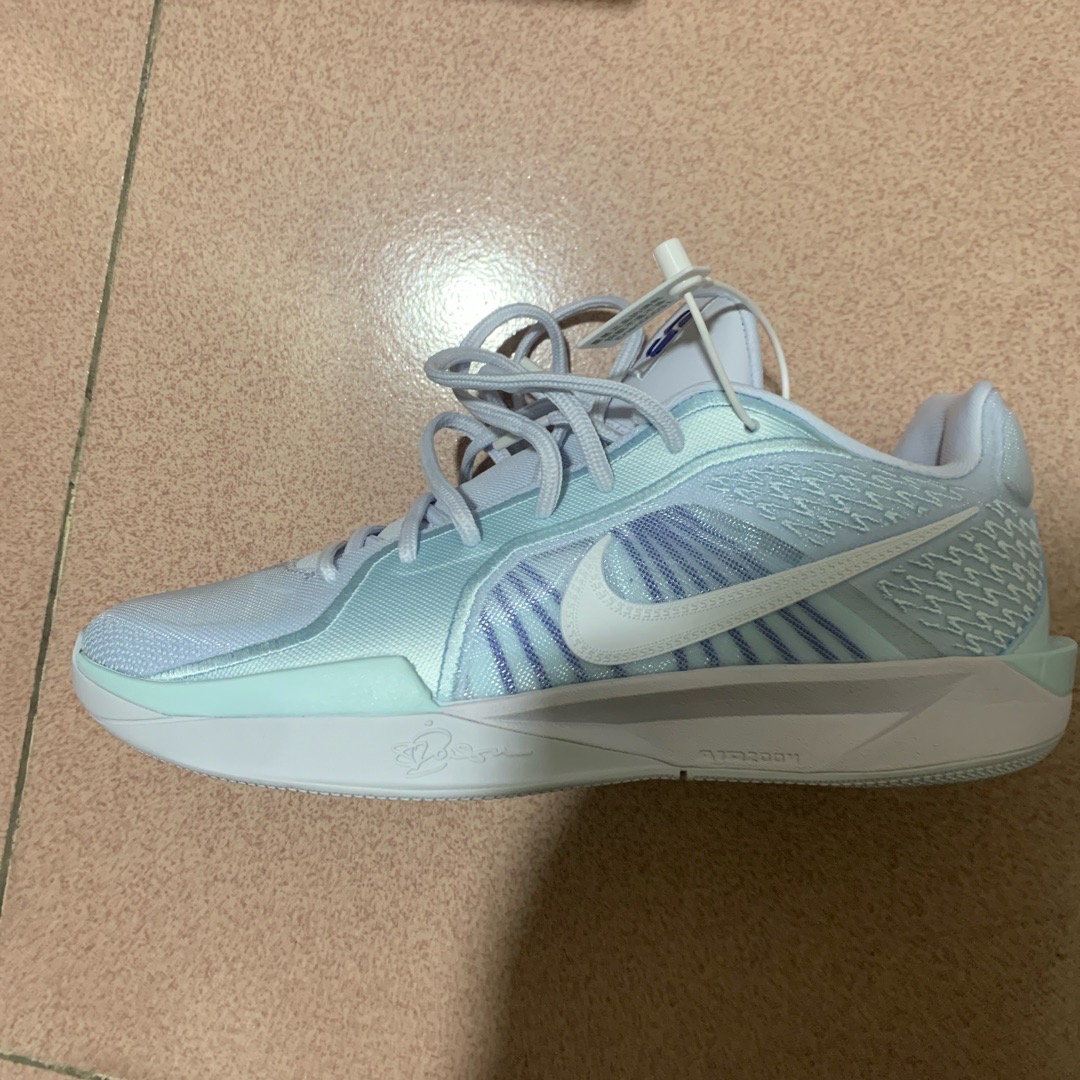 nike basketball shoes from the 80's