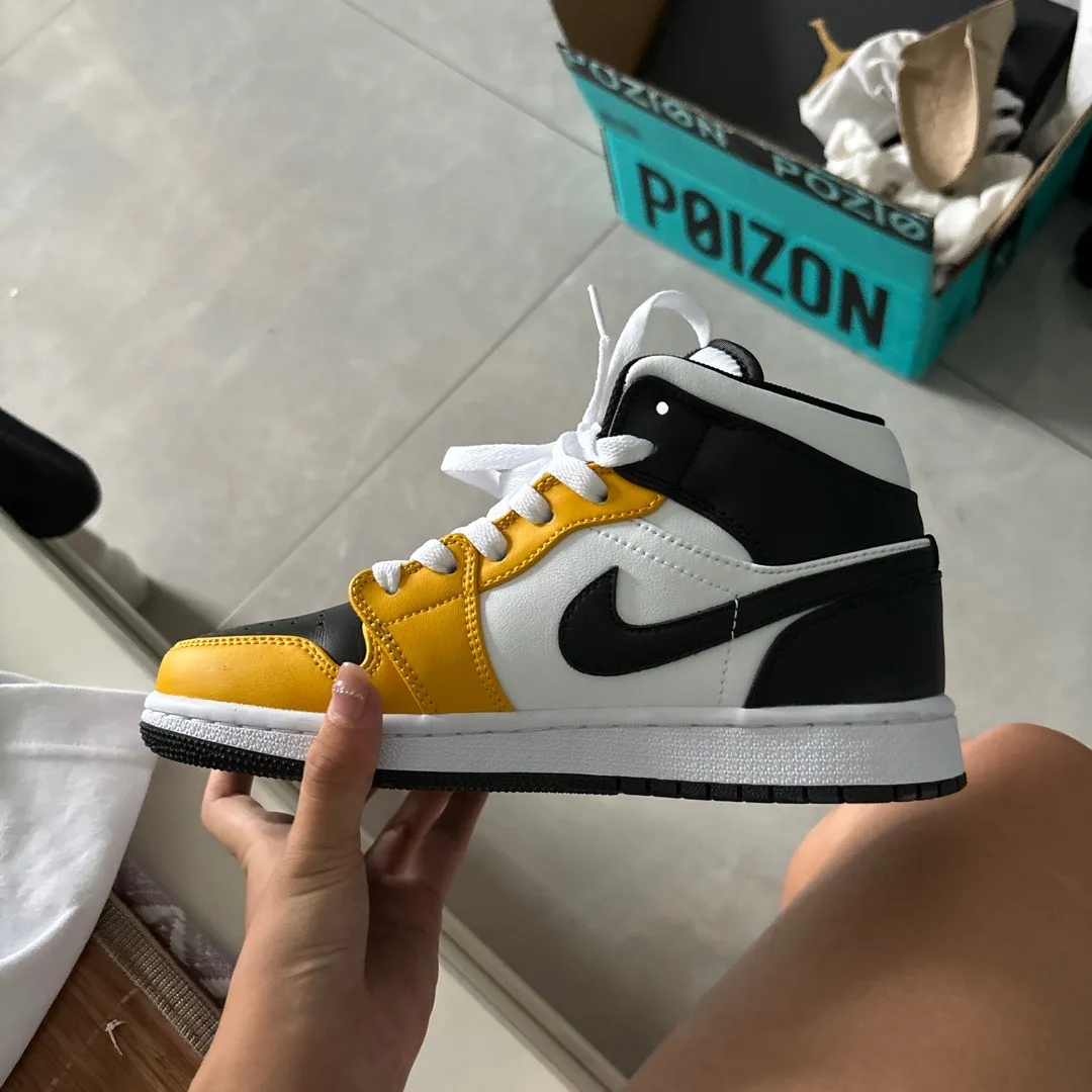 POIZON
