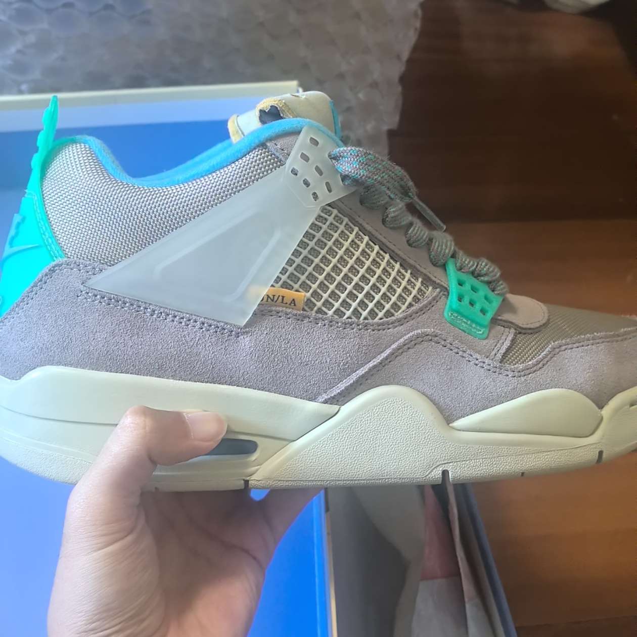 taupe haze 4s outfit