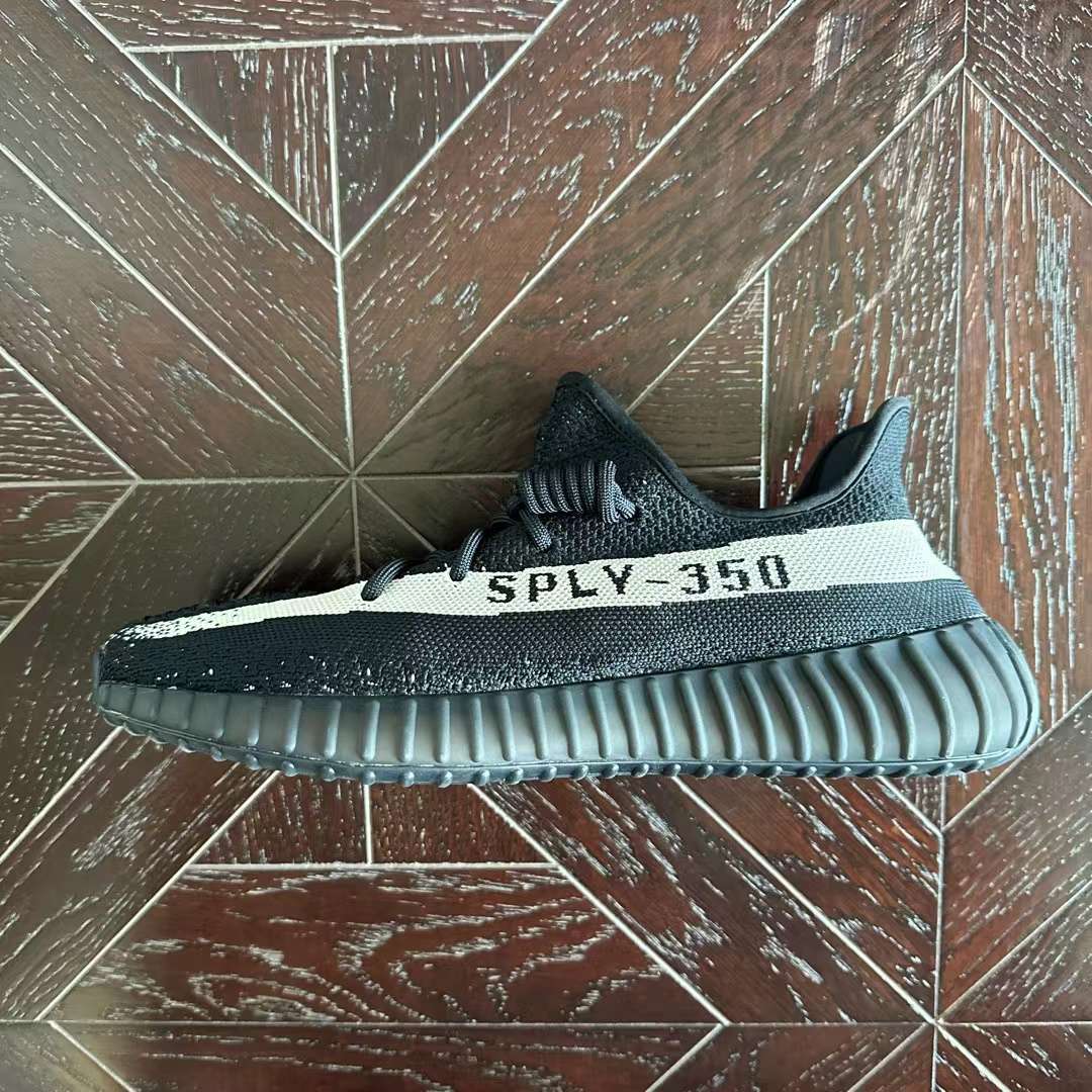 fake black and white yeezys