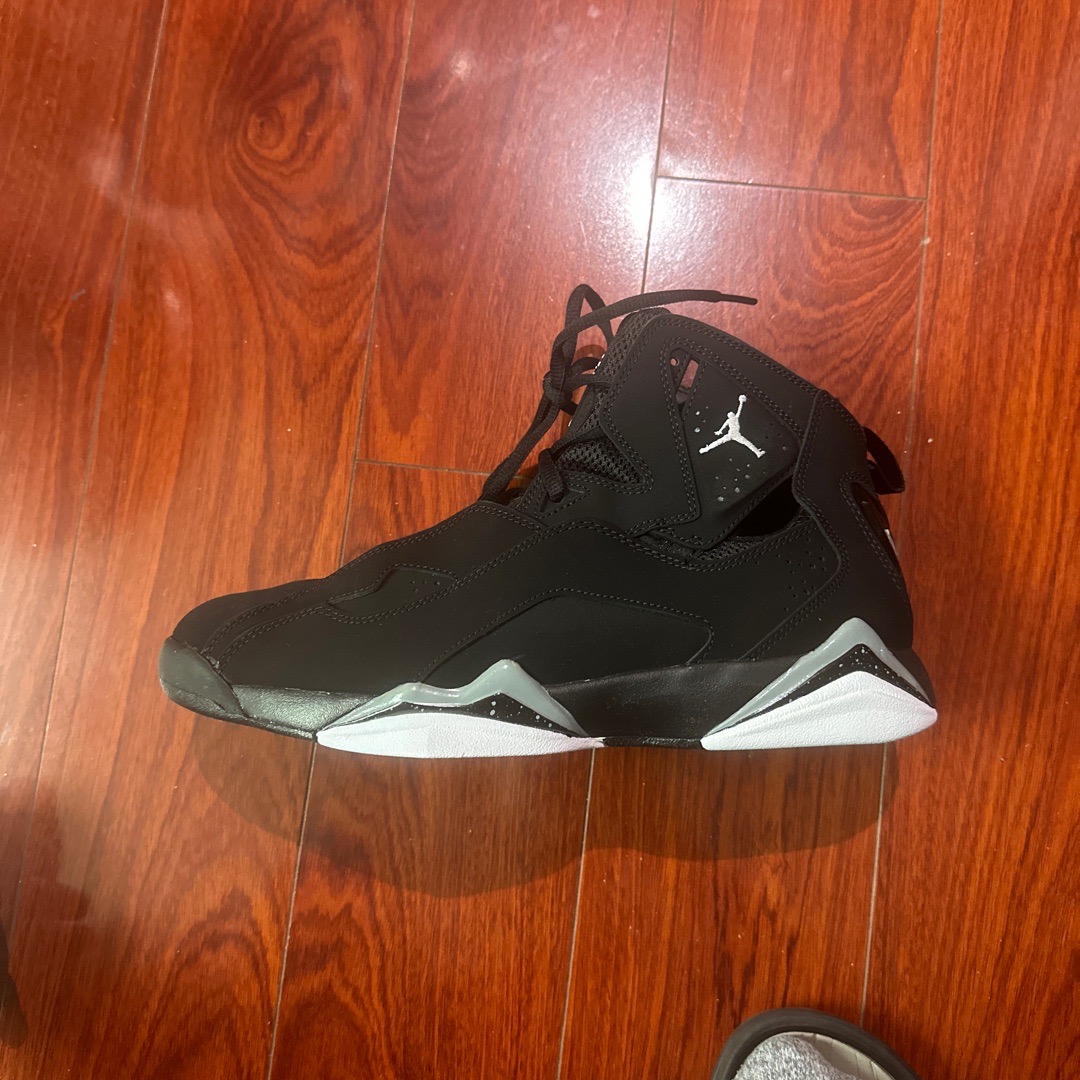 jordan true flight fake