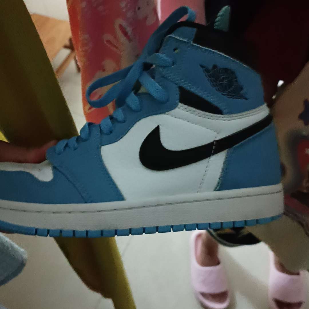 how to spot fake jordan 1 university blue