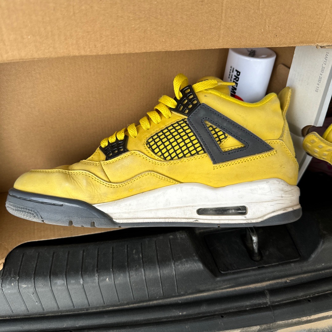 air jordan 4 lightning real vs fake