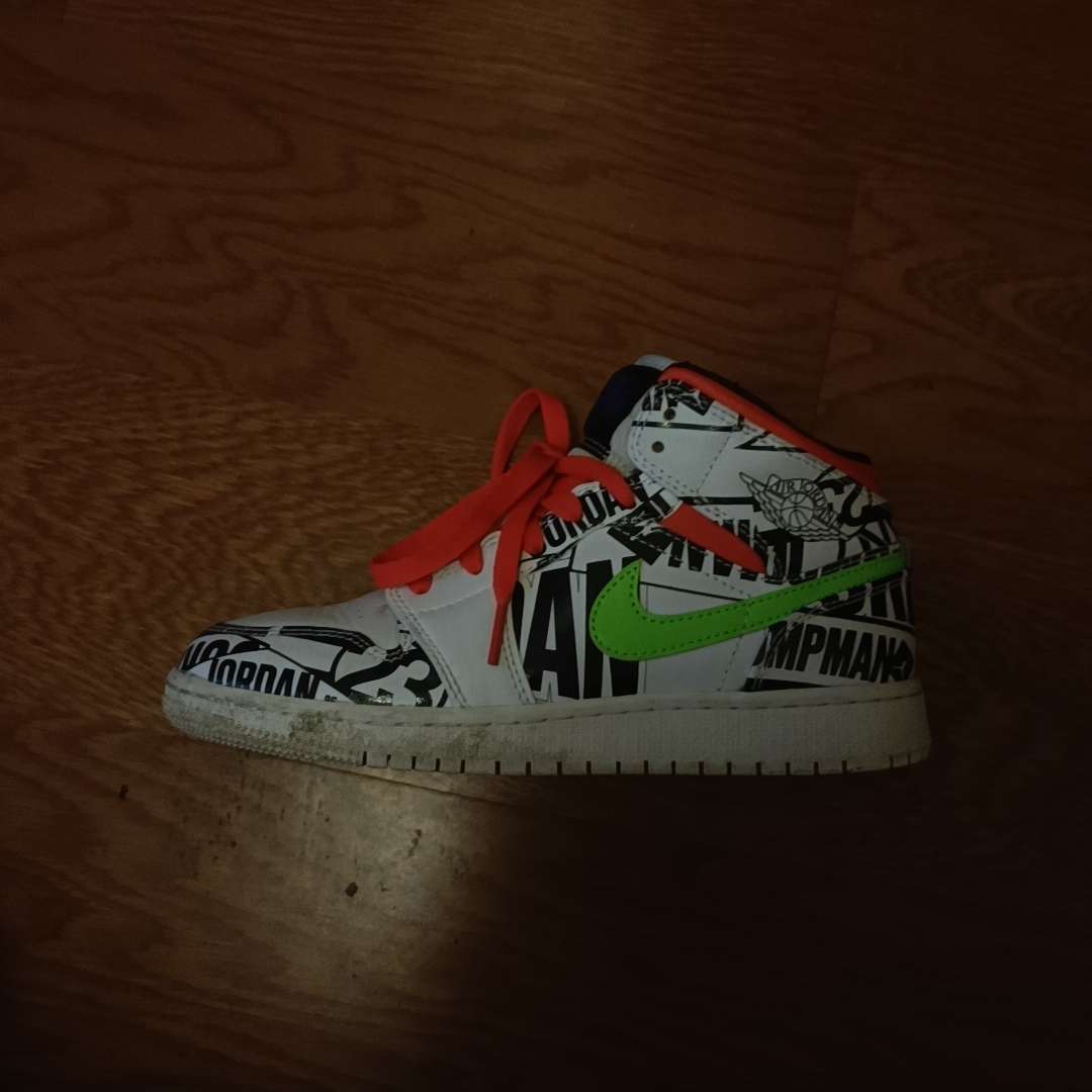 air jordan 1 all over logo