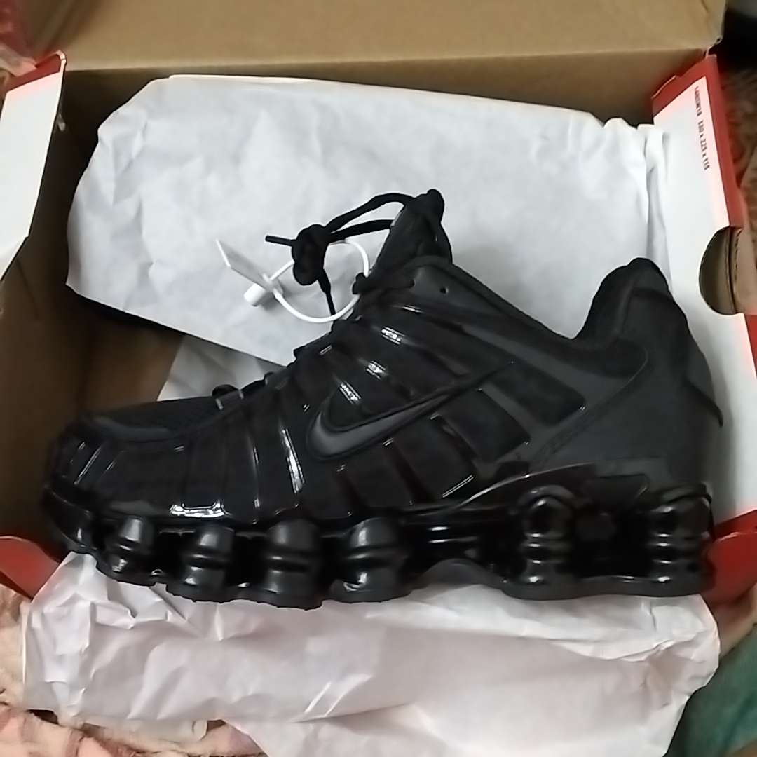 nike shox on clearance