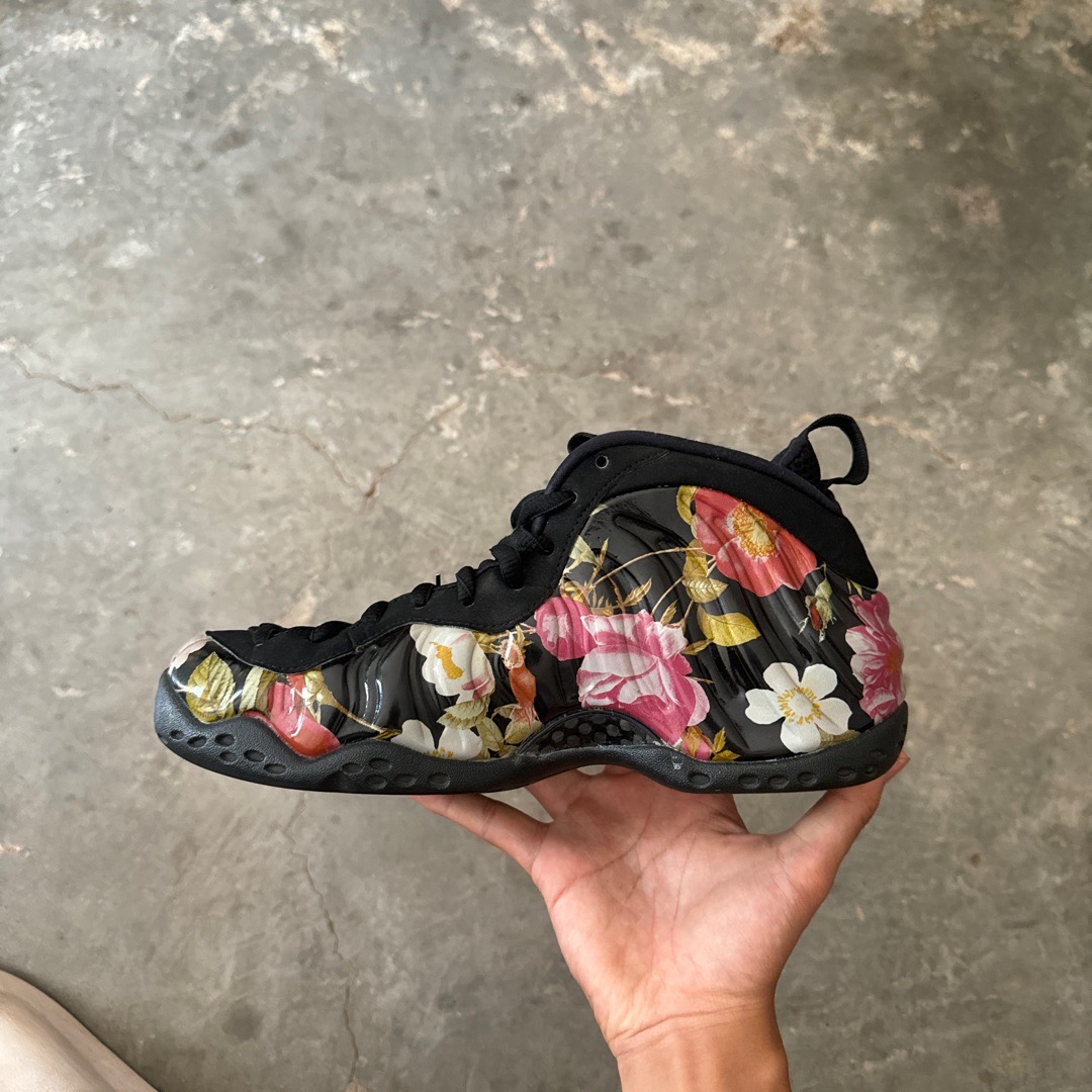 floral foamposites on feet