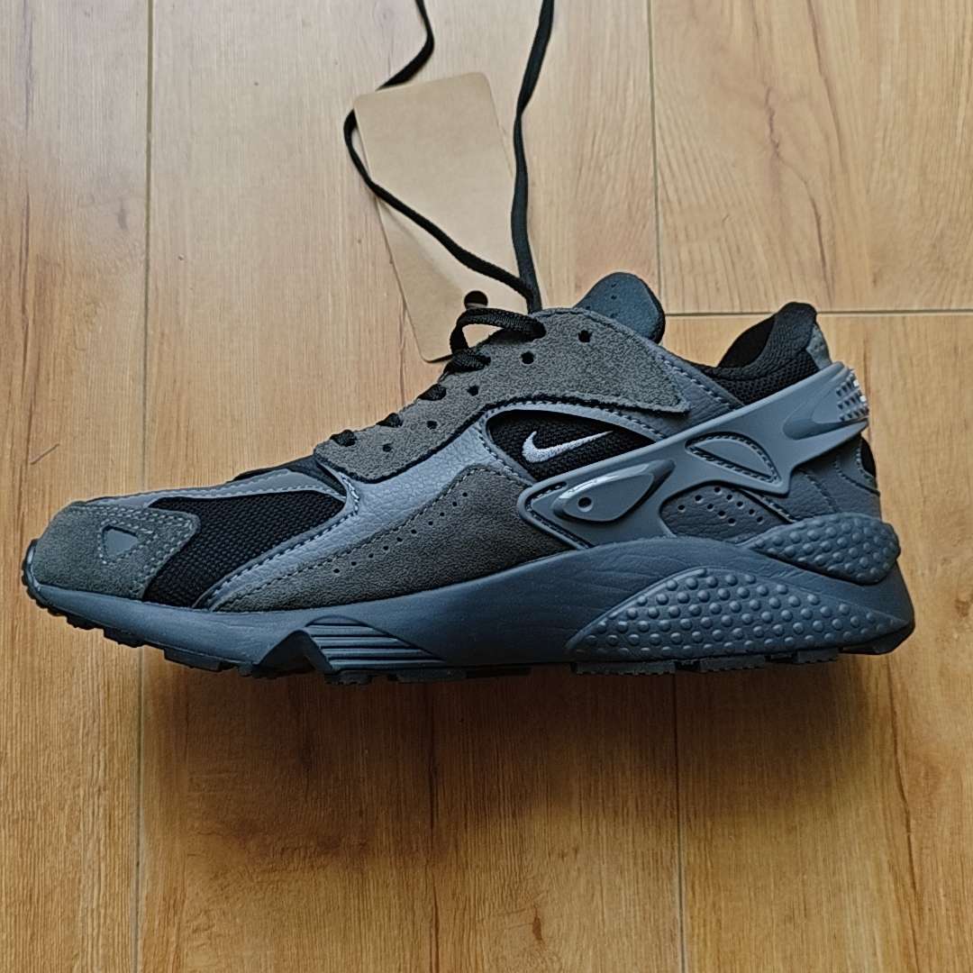 how to spot fake huaraches