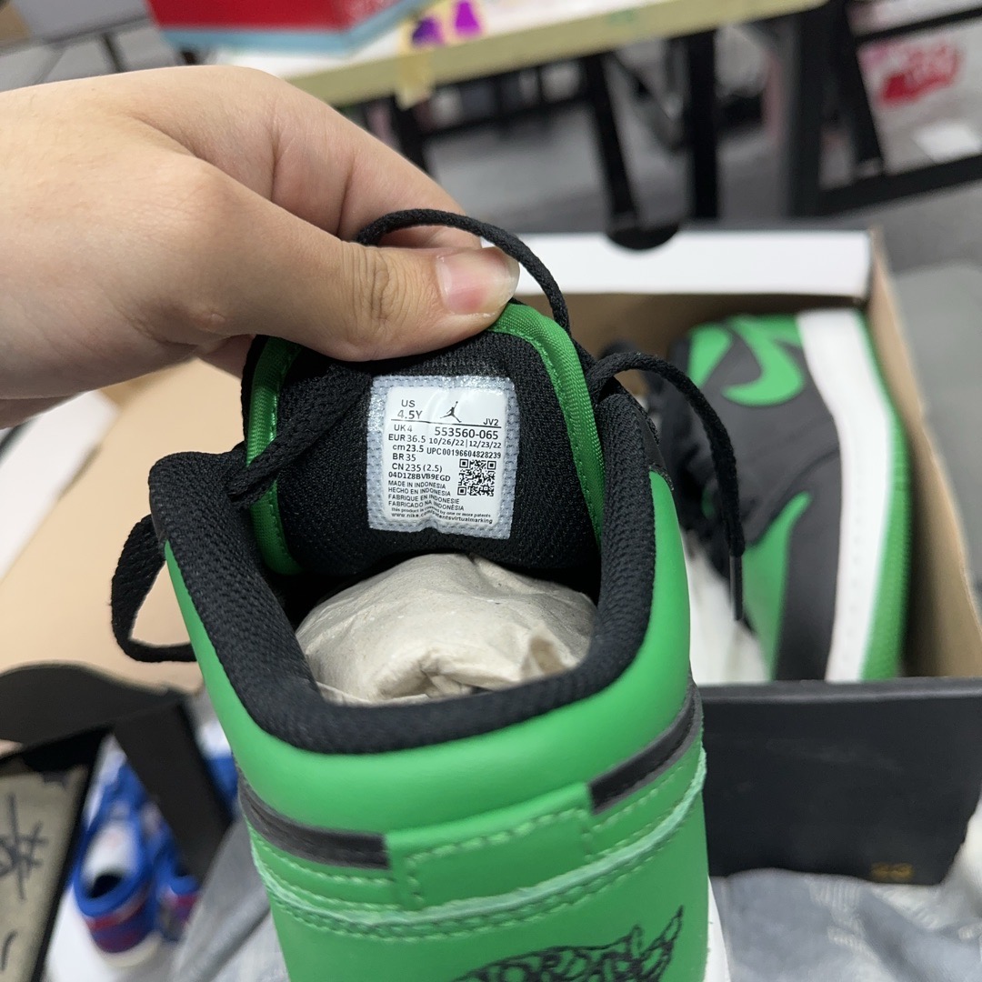 jordan 1 lucky green legit check