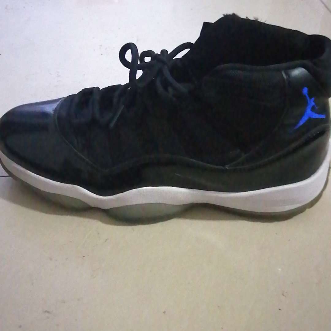 fake jordan space jam 11