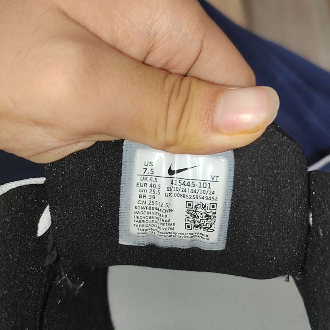 nike tag on shoes