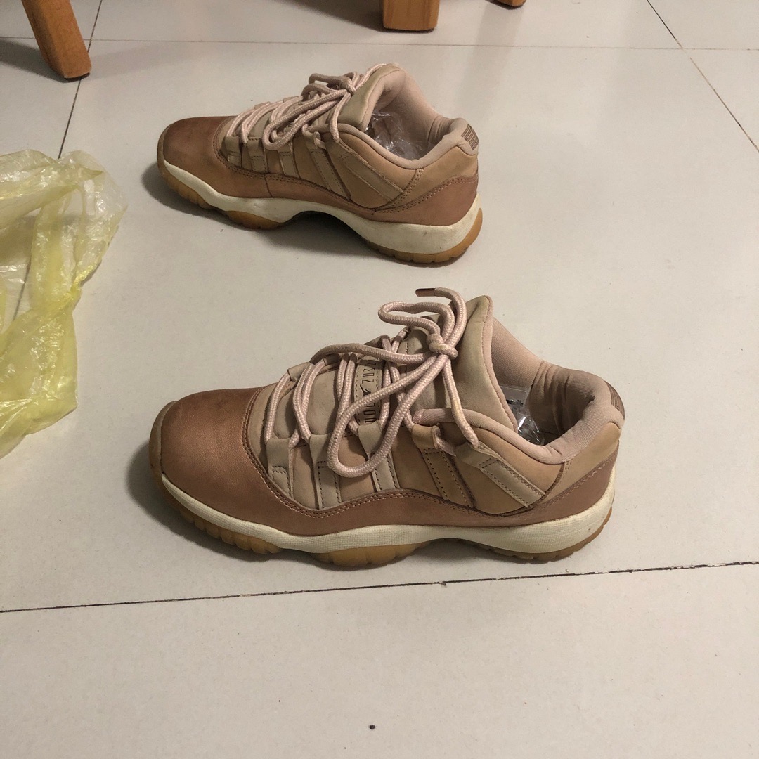 mens rose gold jordans