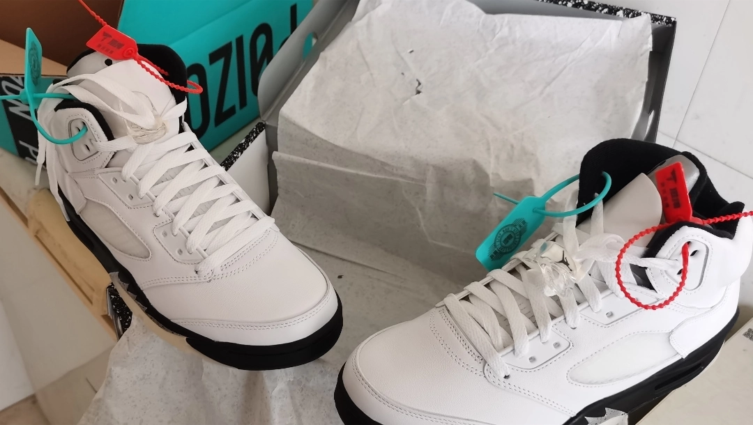 custom review-Jordan 5 Retro Reverse Metallic