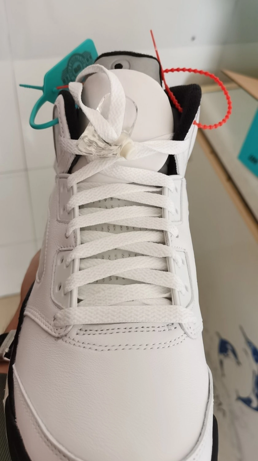 custom review-Jordan 5 Retro Reverse Metallic
