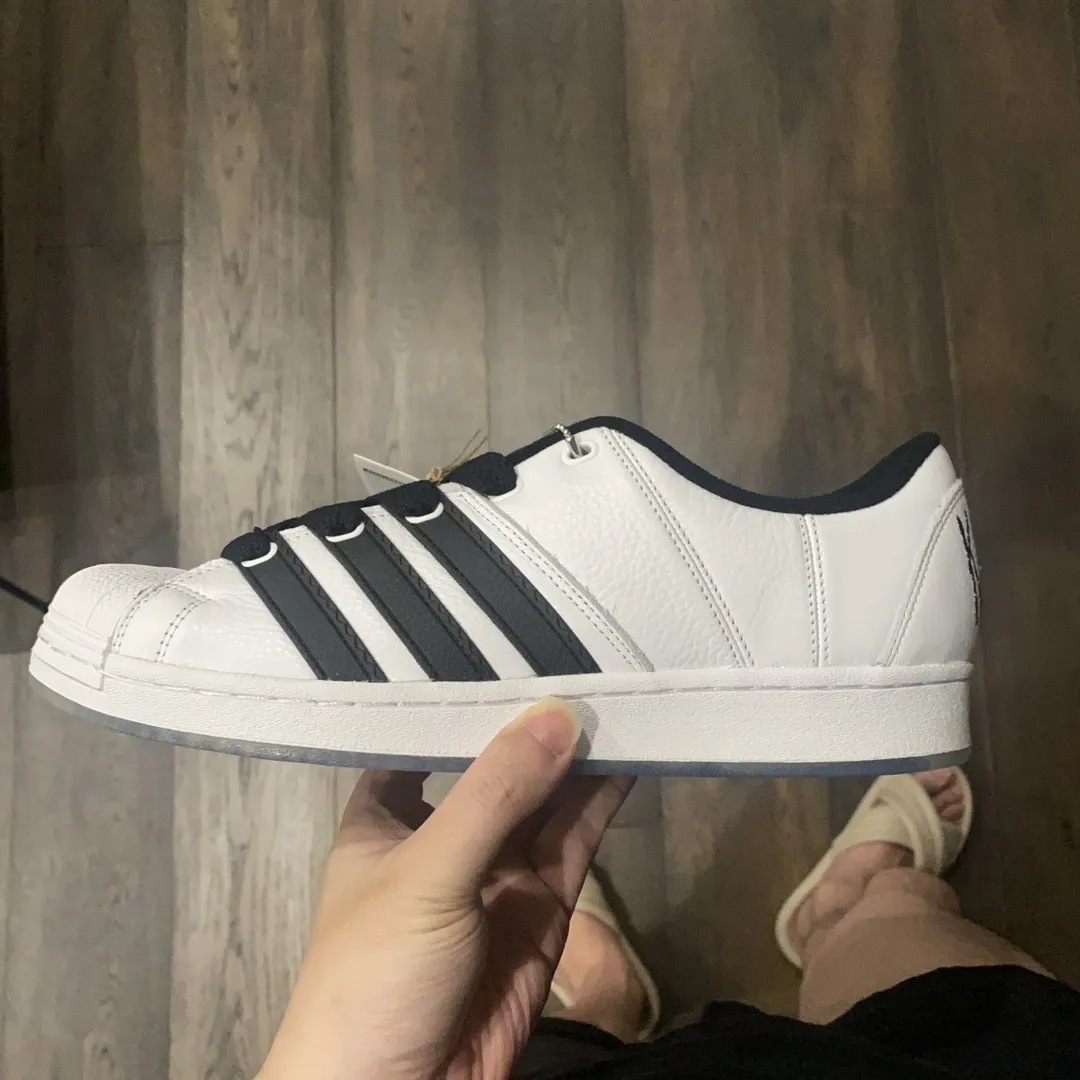 Real vs FakeKorn Adidas Shoes Price Authenticity Check (2025) - POIZON