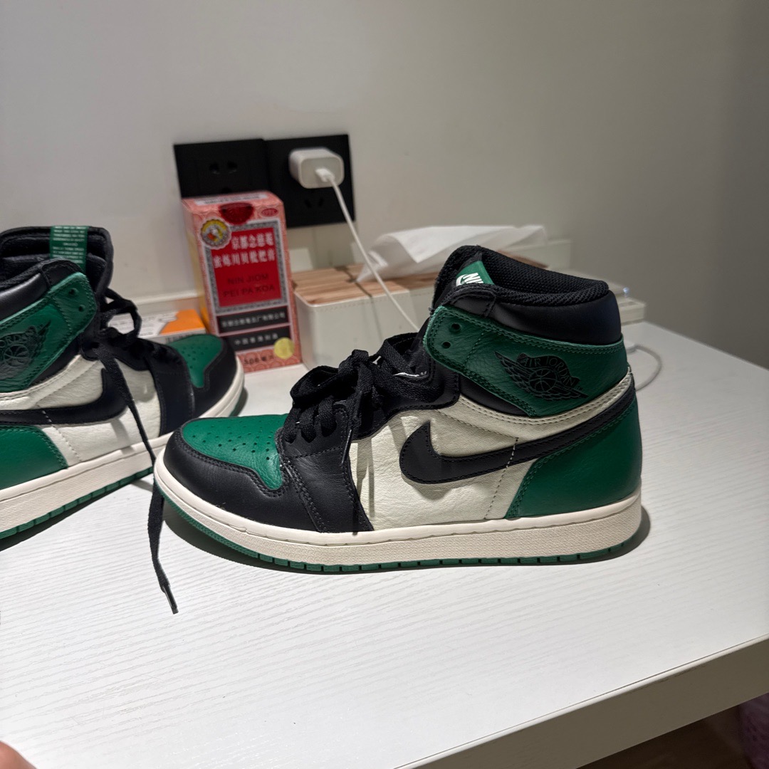 fake jordan 1 pine green