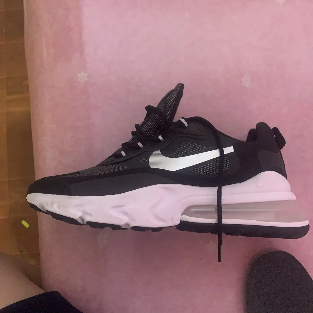 POIZON