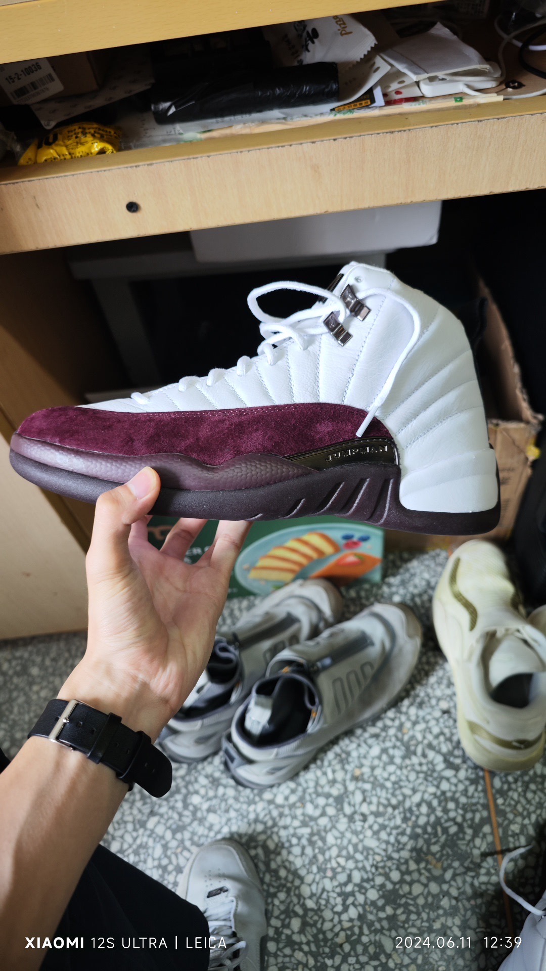 real and fake jordan 12