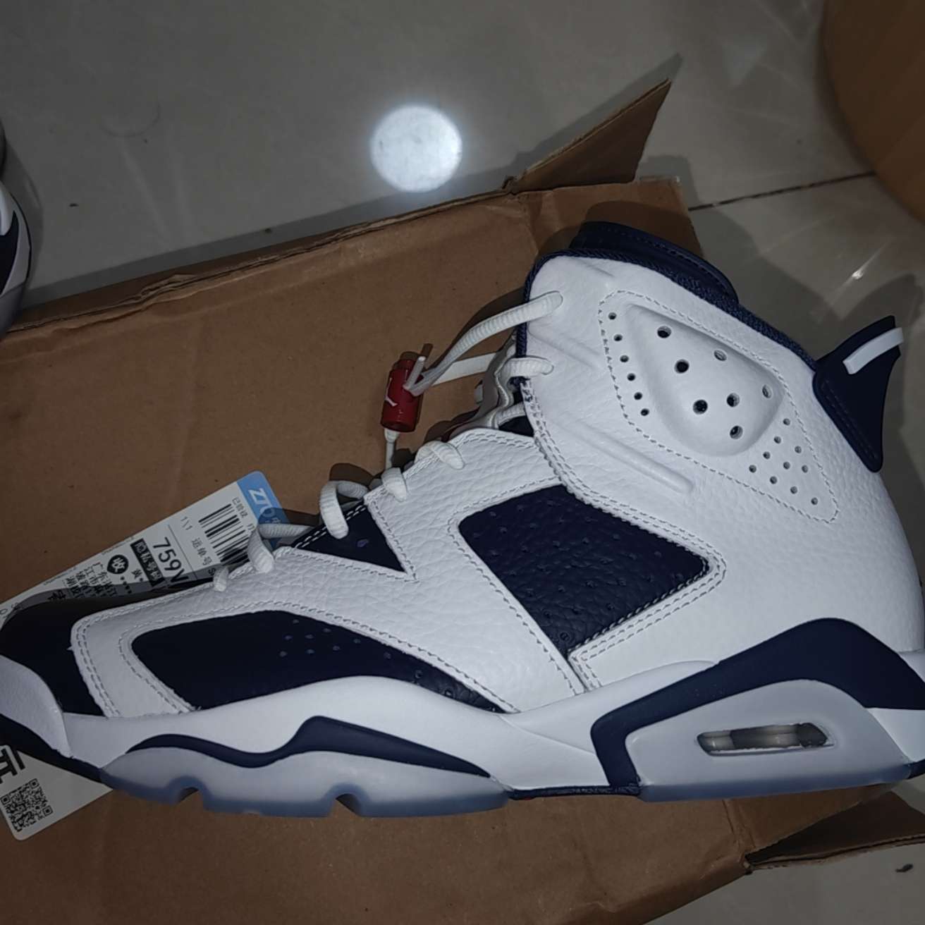 jordan 6 unc footlocker