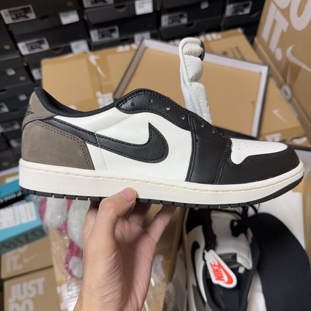 air jordan 1 mocha legit check