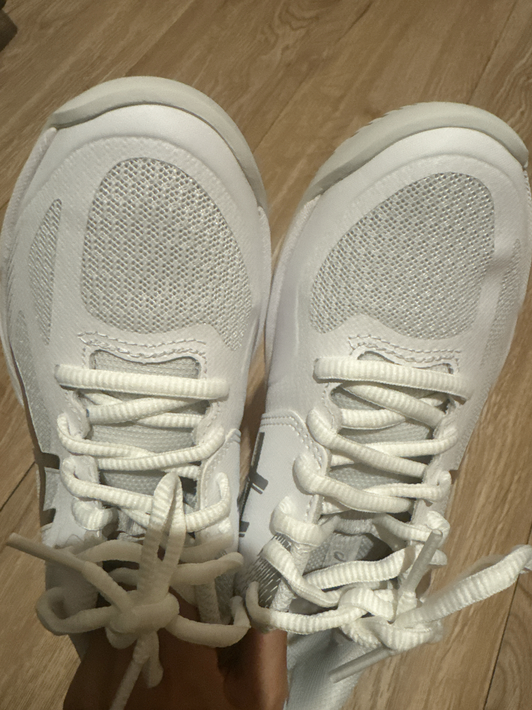 custom review-ASICS COURT HUNTER FF Легкая обувь для бадминтона Женская Белая Серебряная